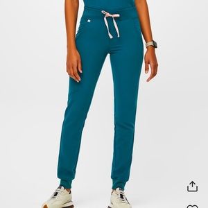 SOLD! Figs Deep Reef Zamora Jogger